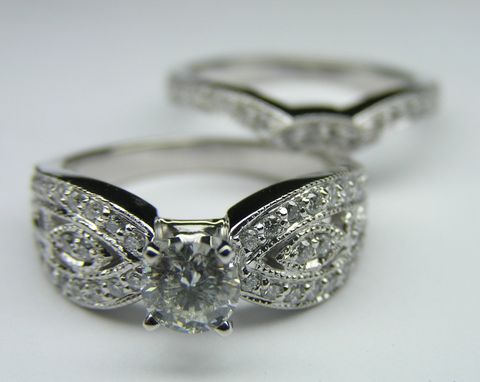 initials 14k custommade mdcdiamonds