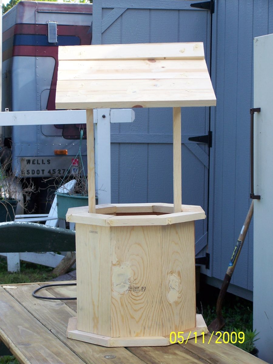 Handmade Wishing Wells by Davis Custom WoodWorks,LLC/Davis Family