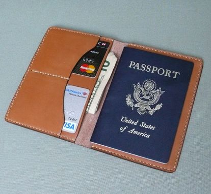 Custom Made Garny - Leather Passport Case
