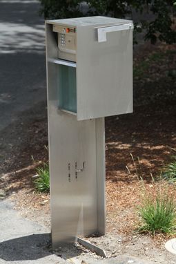 Custom Made Contemporary Minimalist Modern Stainless Steel Mailbox/Call Box