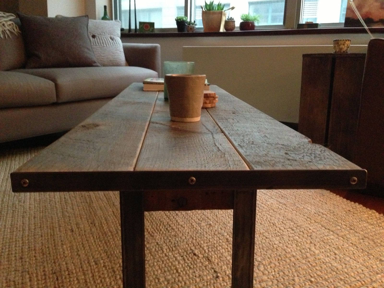 hand-crafted-coffee-table-by-t-a-b-l-e-scraps-custommade