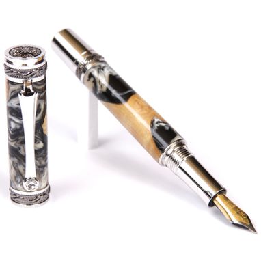 Custom Made Lanier Majestic Fountain Pen - Black Pearl - Mf6w150