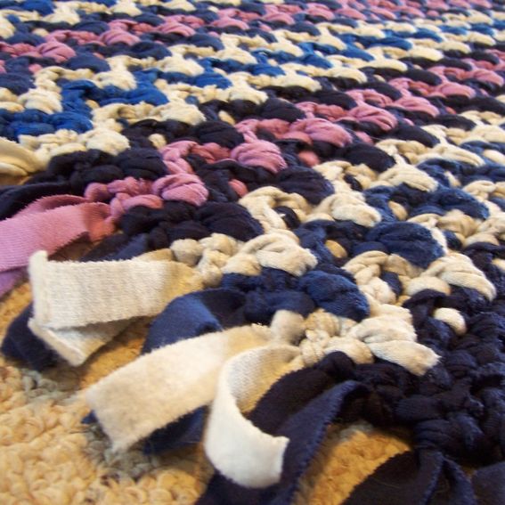 Hand Made Crochet Rag Rug Fleece Chevron Stripe Recycled Fabric Fringed ...