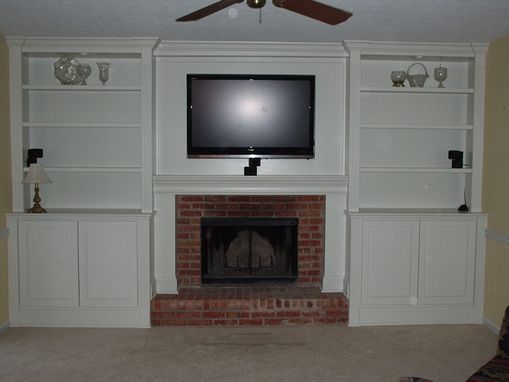 Custom Made Bookcases And Media Center