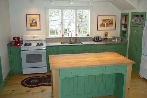 Custom Made Kitchen In Colonial Green