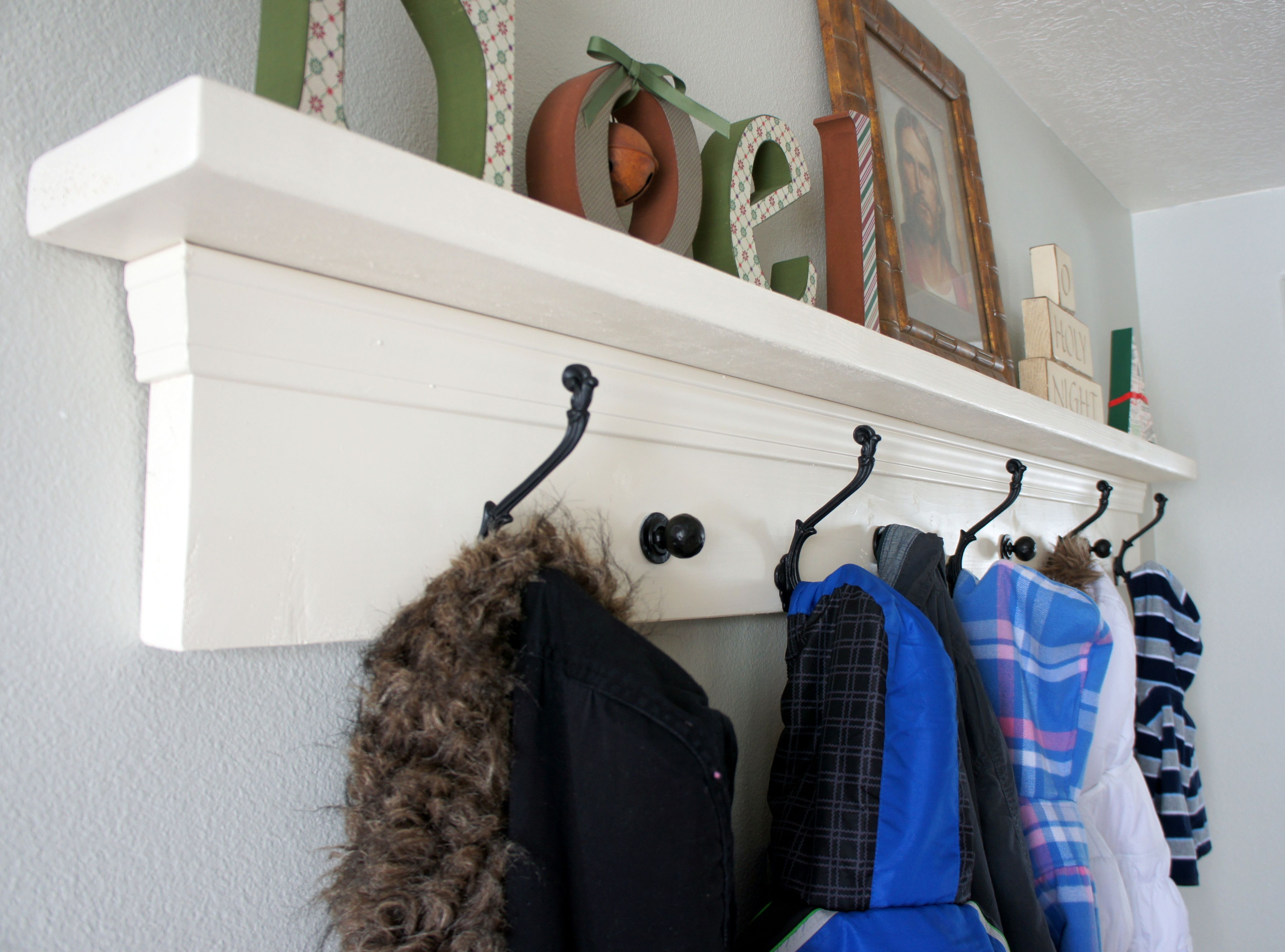 Apartment entryway extra seating: ways to squeeze a little extra ...