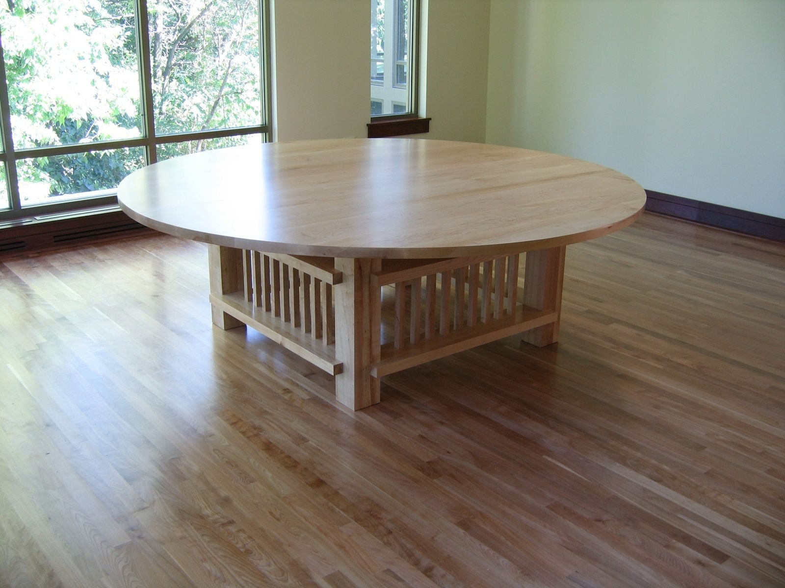 96 round dining room table