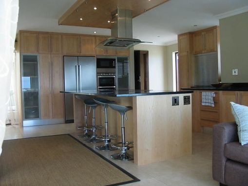 Custom Made Kitchen Units In Maple