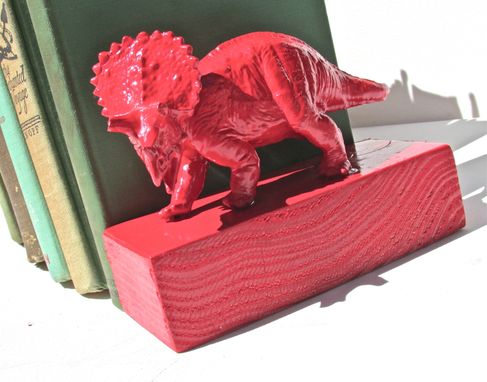 Custom Made Fun Recycled Animal Toy Book Ends.  Great For Children's Rooms