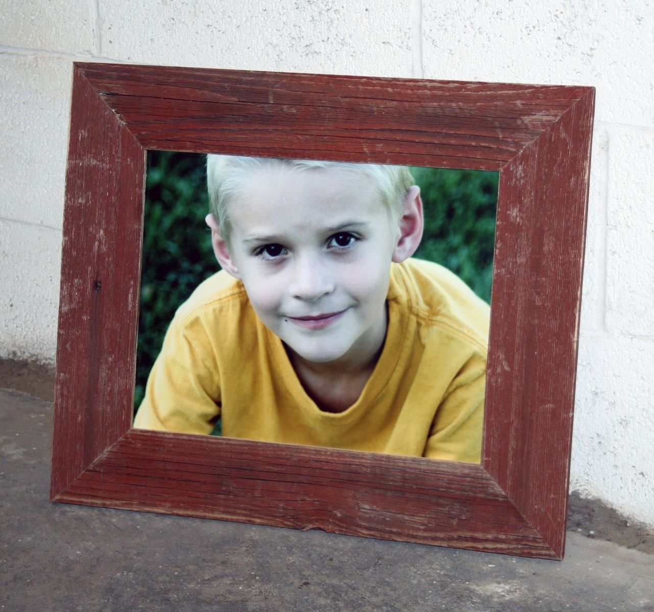 Hand Crafted Faded Red Barn Wood [Thin X 3"] Picture Frame by