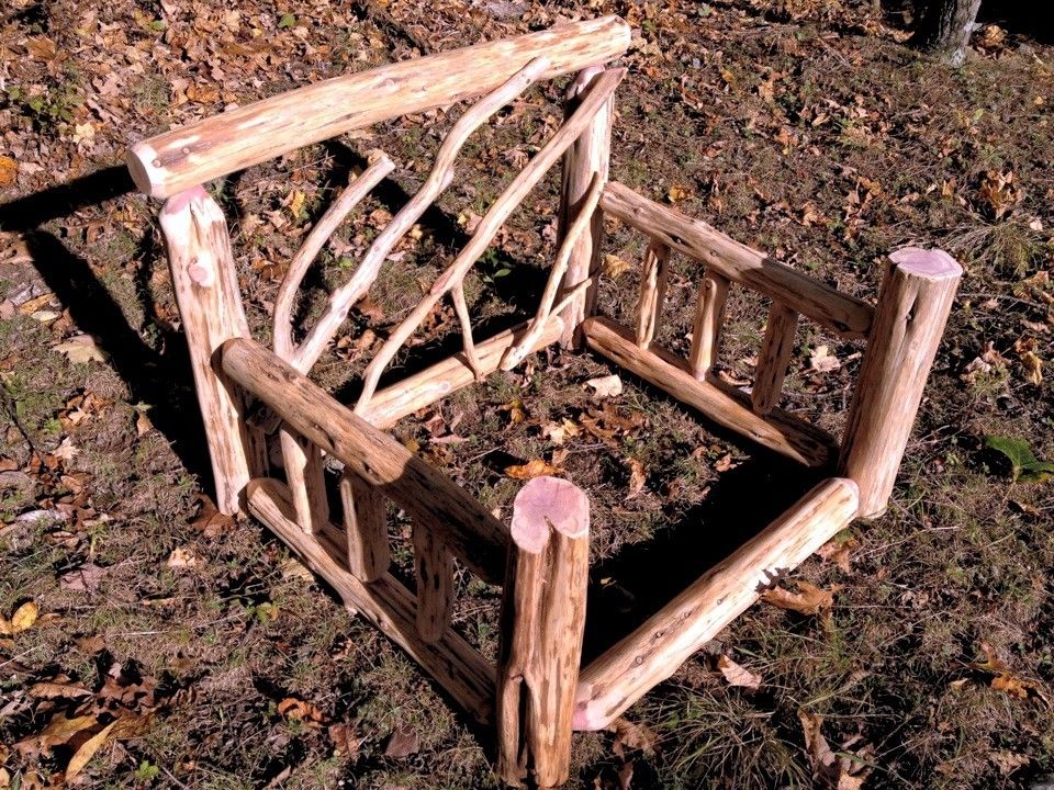 cedar stuffed dog bed