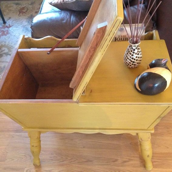 Custom Made Vintage Ethan Allen End Table Early American Solid Maple