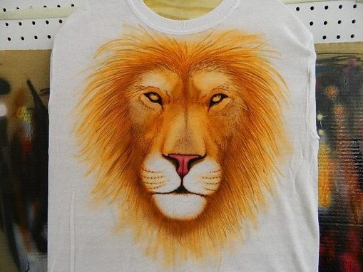 Custom Made Airbrushed Lion T-Shirt