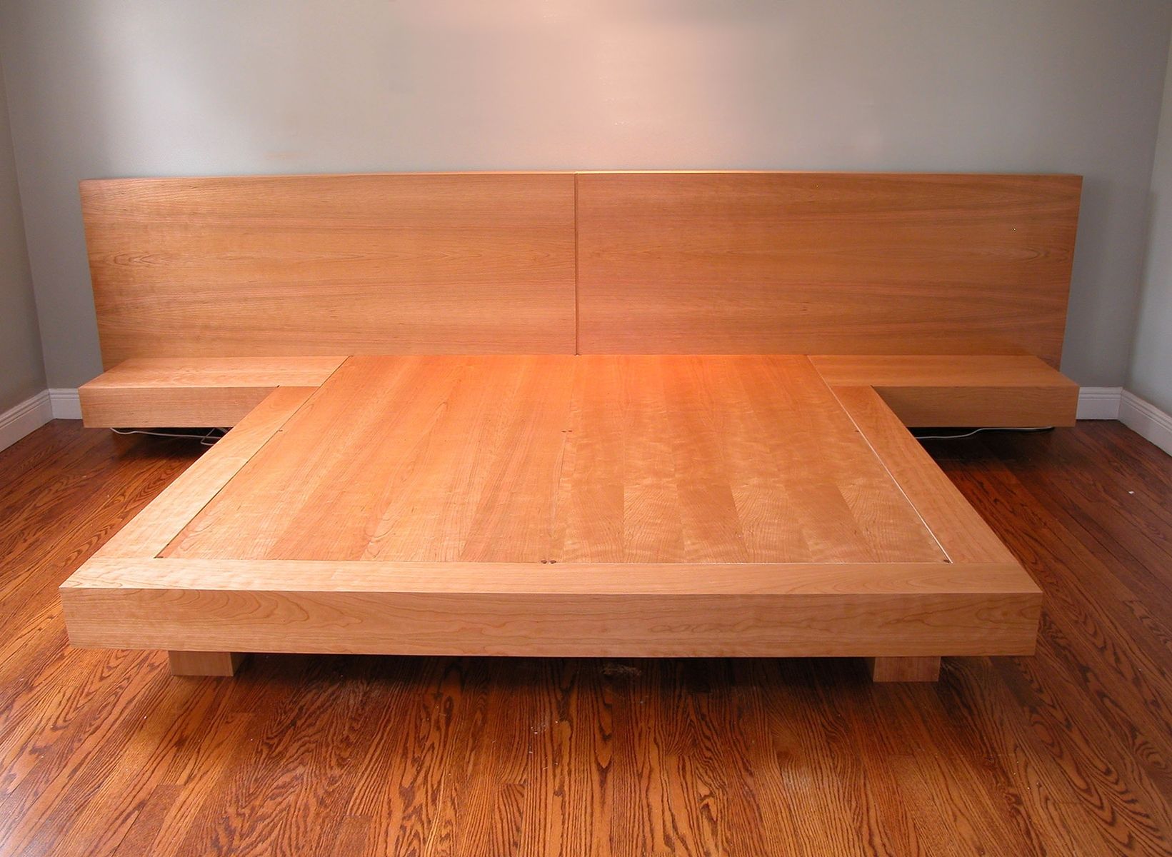 Custom King Size Platform Bed by Ezequiel Rotstain Design 