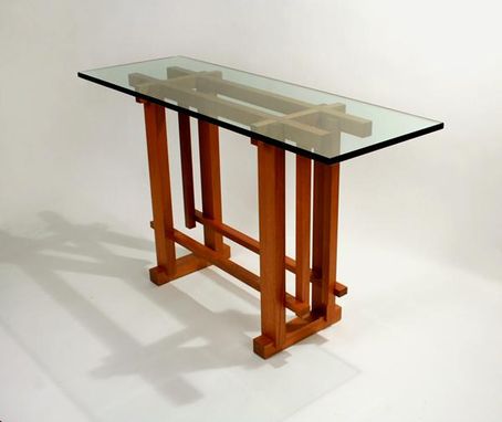 Custom Made Structure Entry Table