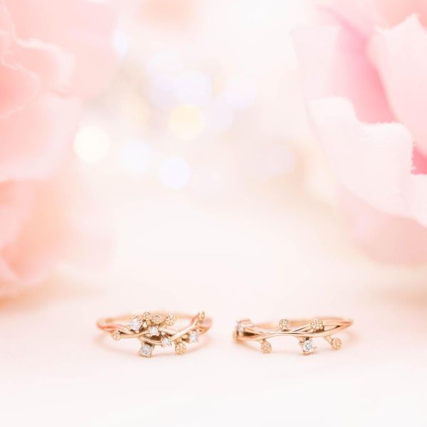 Inspired by baby's breath, this floral bridal set skips the center stone and lets the accent diamonds sparkle.
