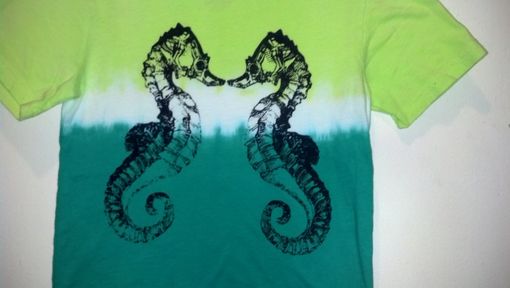 Custom Made I See A Seahorse Kid's Screen Printed And Tie Dyed Shirt, Extra Small (Age 4-5)