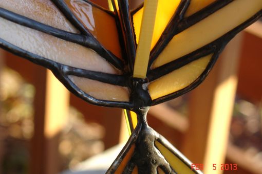 Custom Made 3d Flying Stained Glass Bird In Shades Of Yellows And Brown 7 X 6.5 Sz