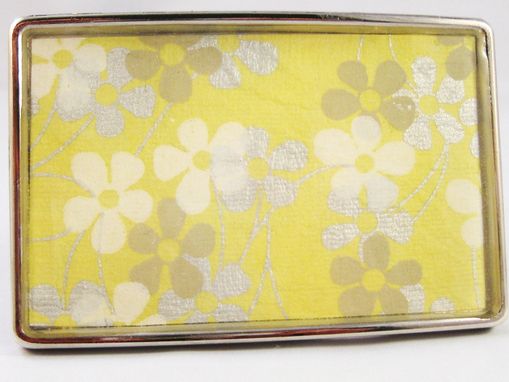 Custom Made Resin Belt Buckle With Buttered Flowers Design