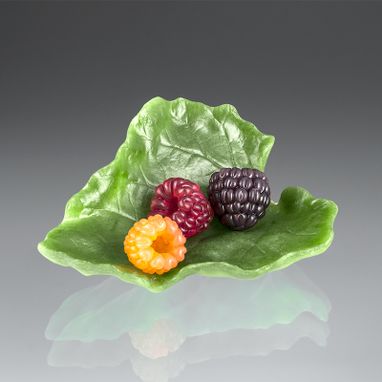 Custom Made Palm-Sized Glass Rhubarb Leaf With Realistic Glass Berries