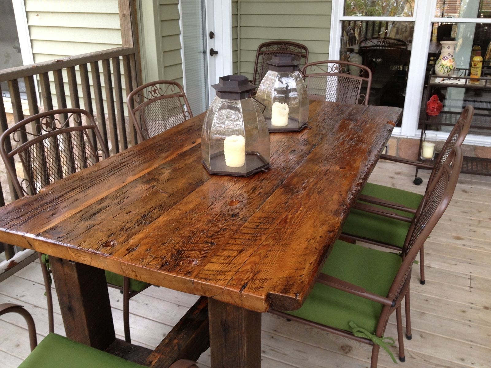 reclaimed wood table for kitchen