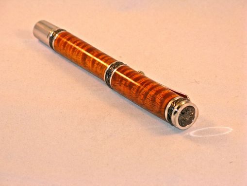 Hand crafted Koa wood Comfort pen and pencil