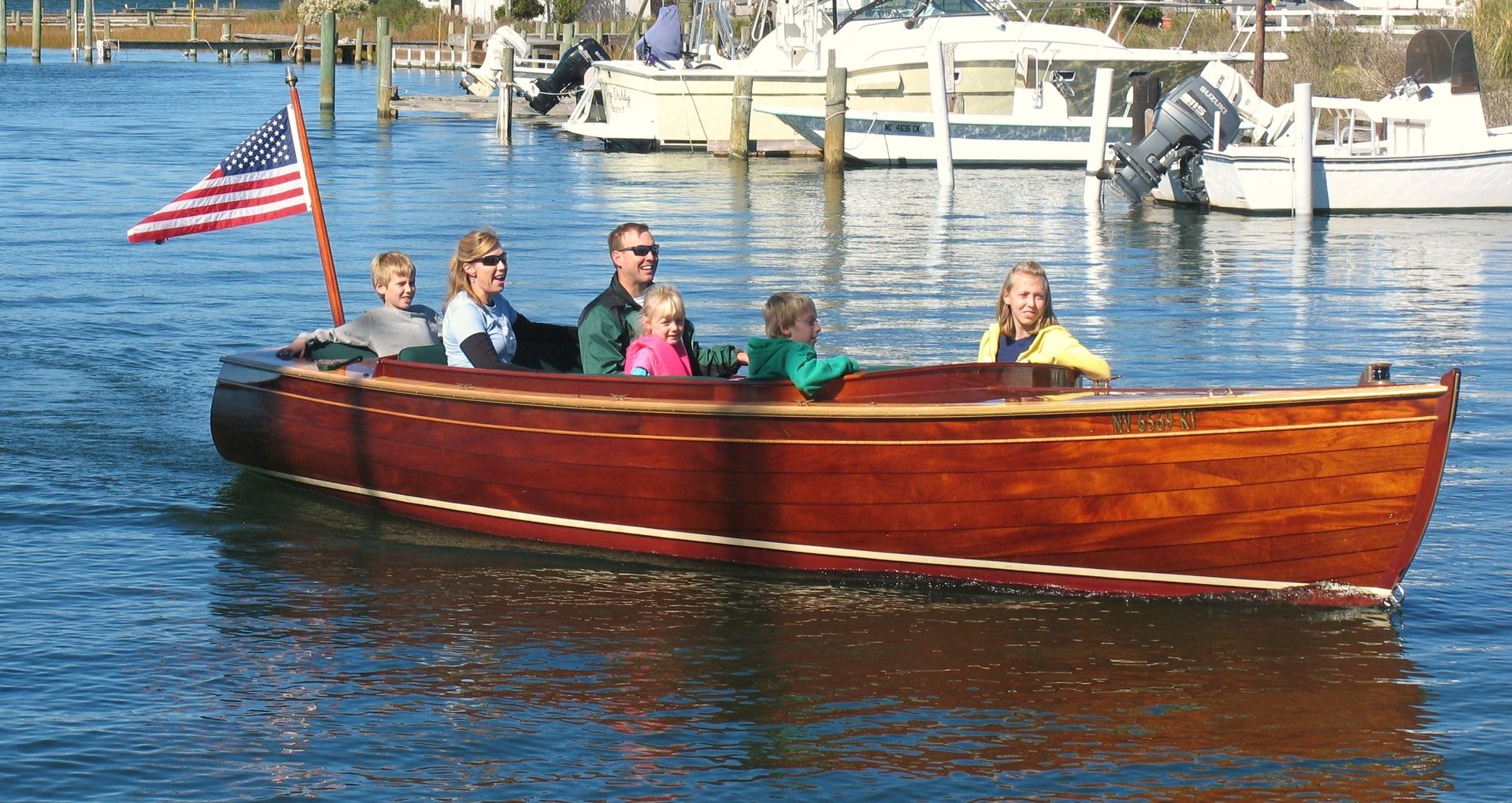 Custom 22' Phantom Electric Boat by Budsin Wood Craft ...