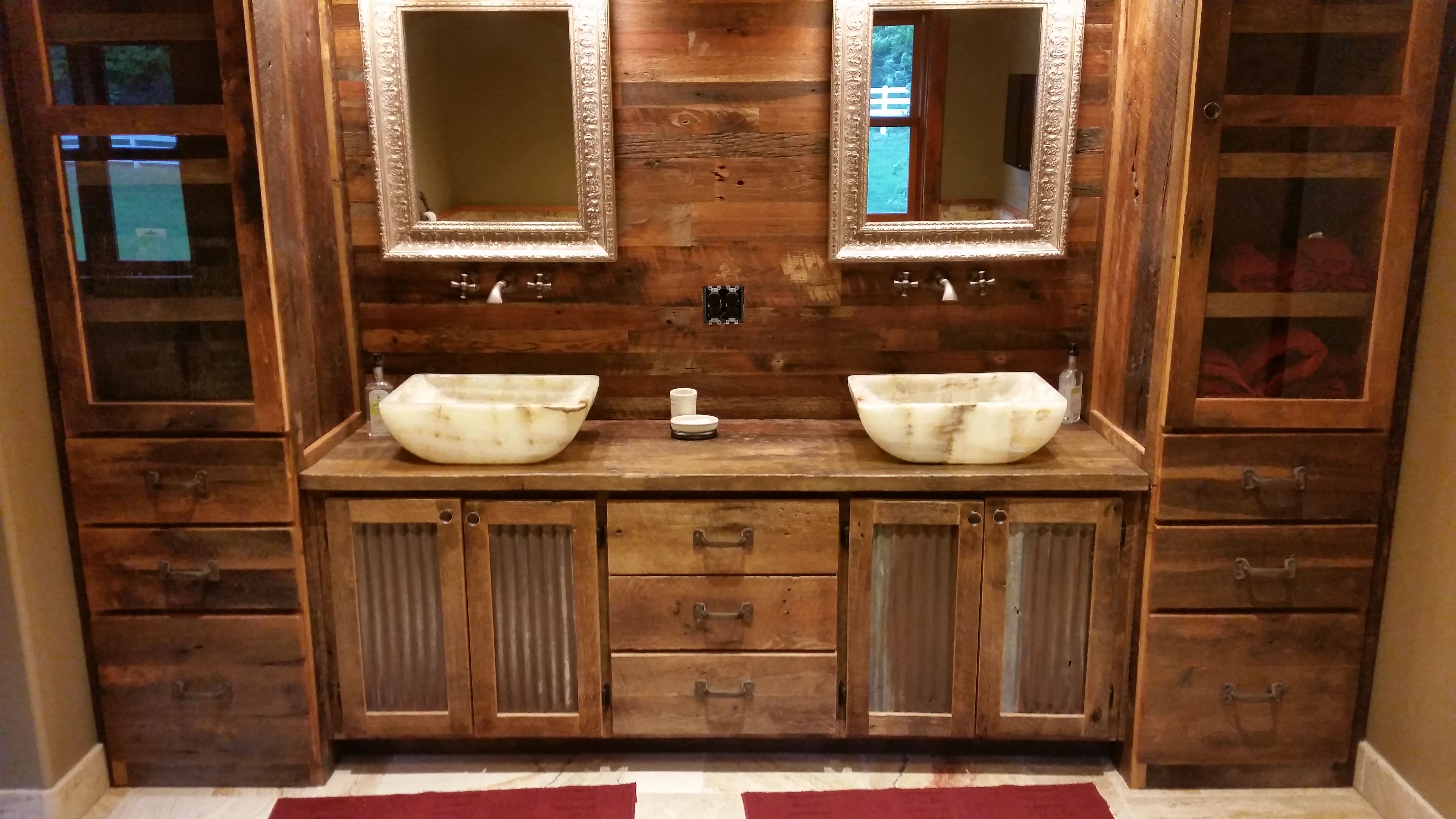 Double Vanity With Centered Linen : Bath Vanities And Bath ...