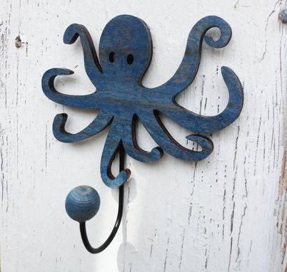 Custom Made Wooden Octopus Wall Hook, Nautical Wall Decoration, Ocean Themed Decoration, Seahore Wall Decoration