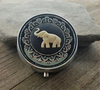 Custom Made Handmade Elephant Cameo Silver Pill Box