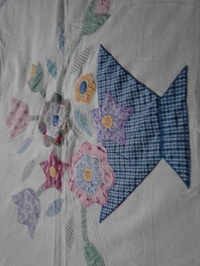 Custom Made Appliqued Quilt With A Bouquet Of Flowers