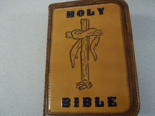 Custom Made Bcl292 Large Hard Case Bible Cover