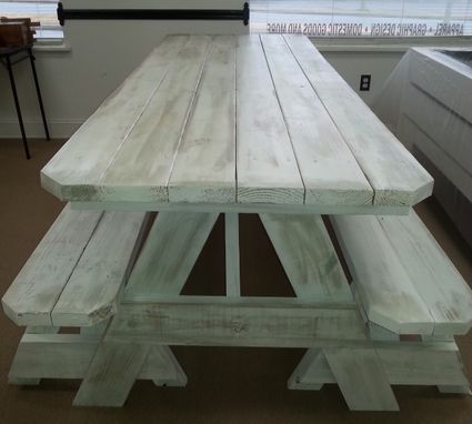 Custom Made 6ft Picnic Table With Distressed Finish !
