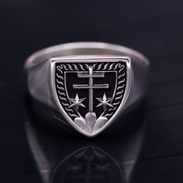 Custom Family Crest Rings | Design Your Own Coat of Arms Ring ...