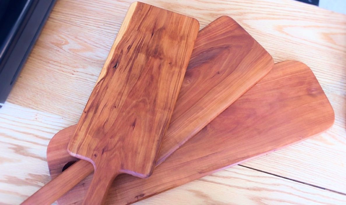 apple cutting board