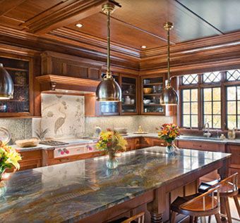 Custom Made Traditional Kitchen Cabinets