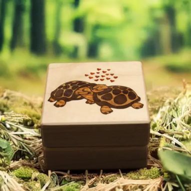 Custom Made Custom Ring Box, Two Turtles, Free Engraving And Shipping.  Rb93