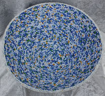 Custom Made Fabric Bowl - Fabric Art - Home Decor - Wrapped Clothesline - Large Daisy V-Shaped Bowl
