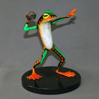 Custom Made Awesome Bronze Football Player Frog Figurine Statue Sculpture Art Limited Edition Signed Numbered