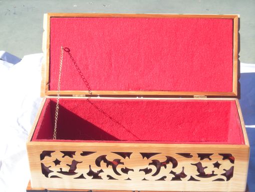 Custom Made Oregon Juniper, Jewelry Box, With Red Felt