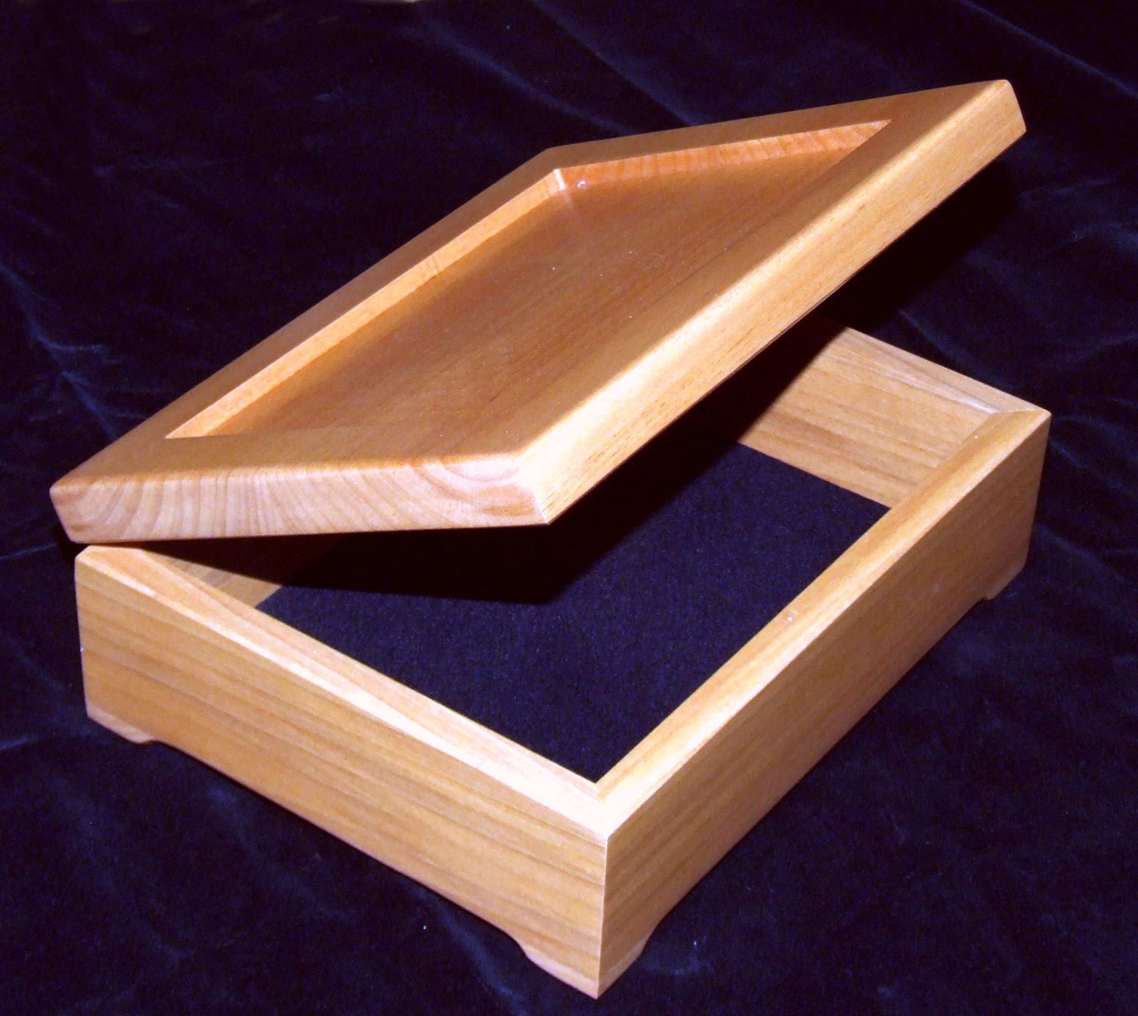 charmas custom woodworking