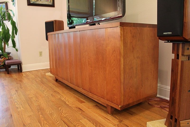 Custom Made Cherry Media by Syd