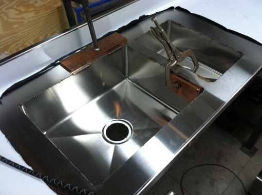 Custom Made Integral Stainless Steel Countertop And Sinks