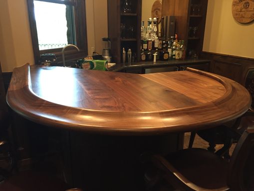 Custom Made Bar Tops That Add Warmth, Charecter