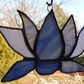 Hand Crafted Vines, Leaves And Flowers Stained Glass by Haeuser Heil ...