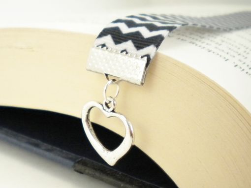 Custom Made Black And White Chevron Ribbon Bookmark With Heart Charm