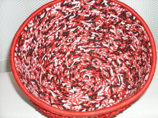 Custom Made Cloth Bowl. Clothesline Handwrapped In Fabric. Large Round -Black Red White