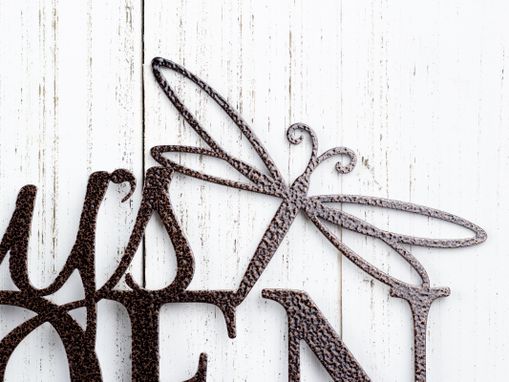 Custom Made Personalized Garden Metal Name Sign, Dragonfly - Copper Vein Shown