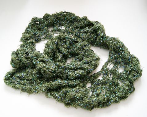 Custom Made Algae Broomstick Lace Boa