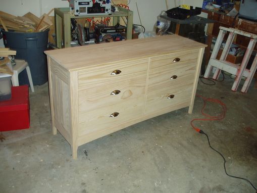 Custom Made Dresser, 6 Drawers - Pine